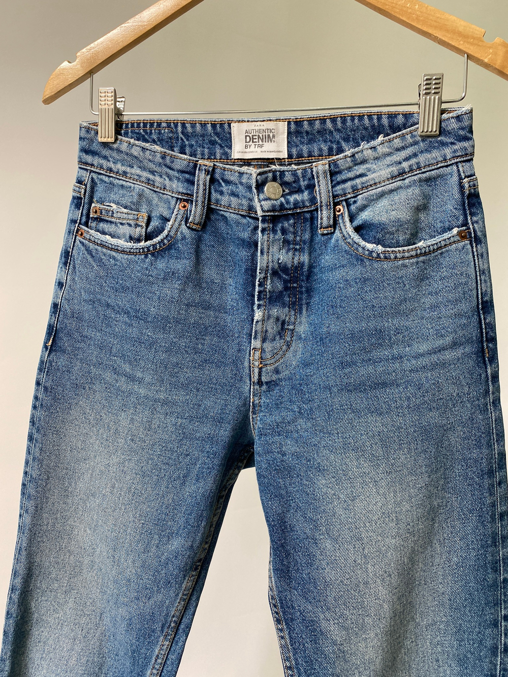 Джинсы Zara