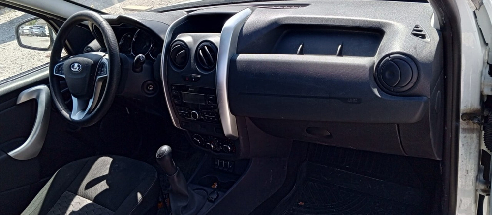 LADA LARGUS Comfort 5 мест 1.6 90hp 5MT