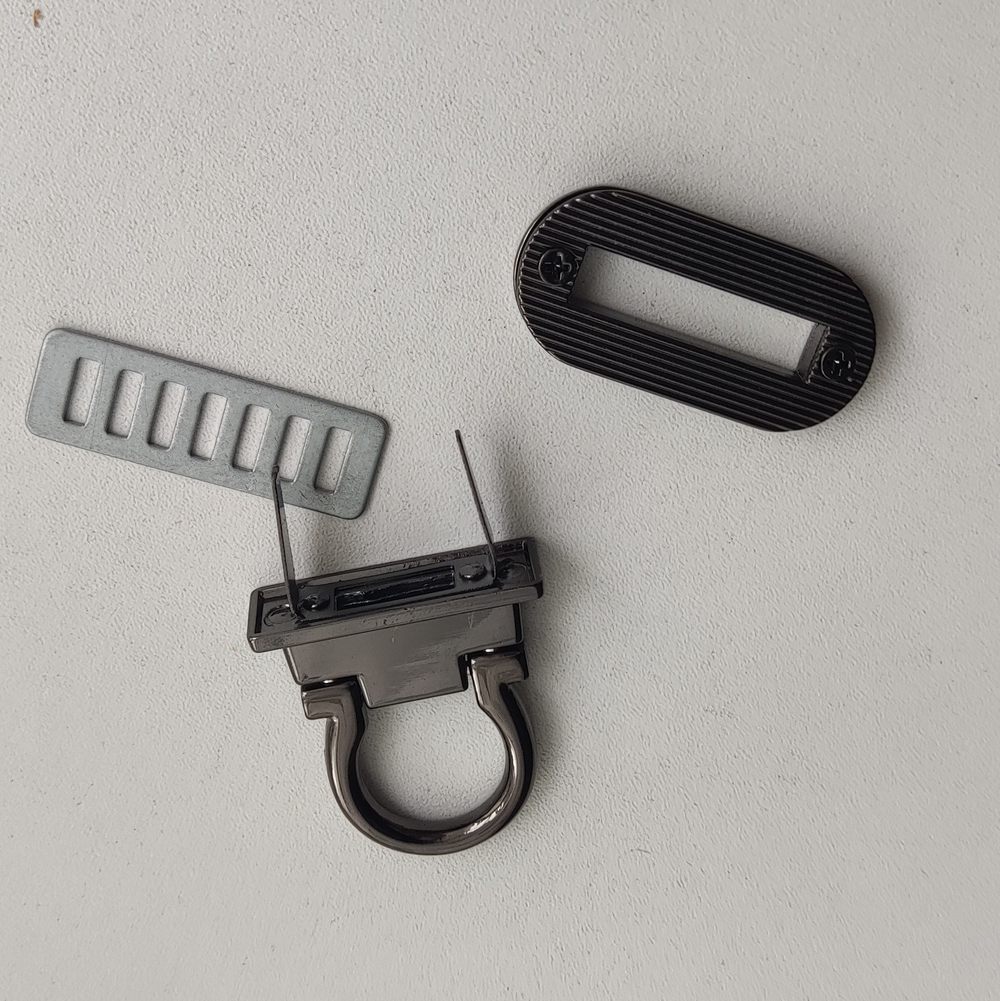 Замок вертушка на винтах Петелька Черный никель