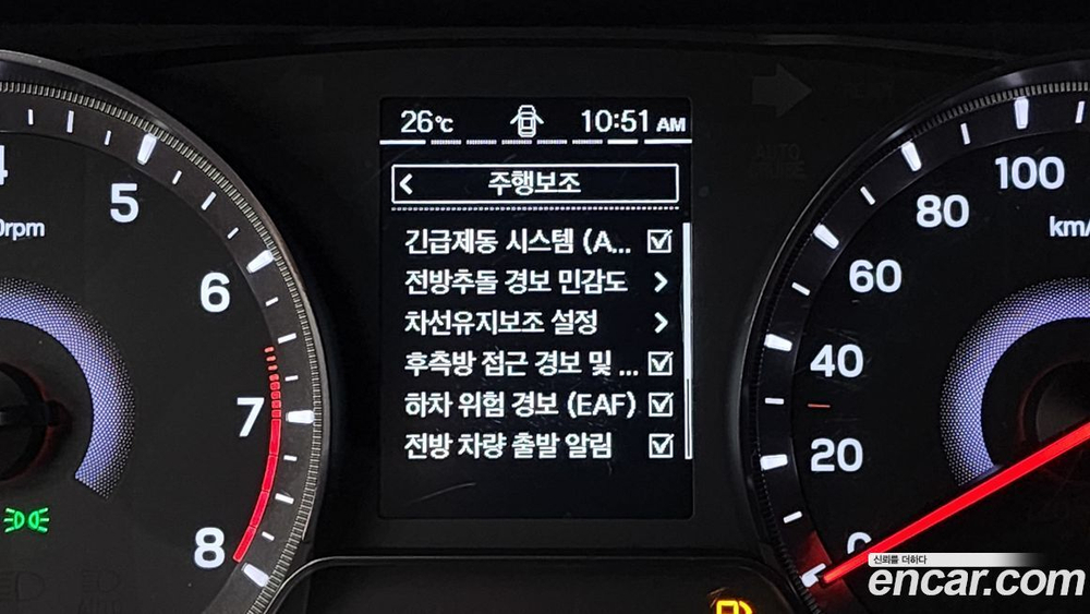 KG Mobility (Ssangyong) Very New Tivoli Бензин 1.5 2WD (10.2020)