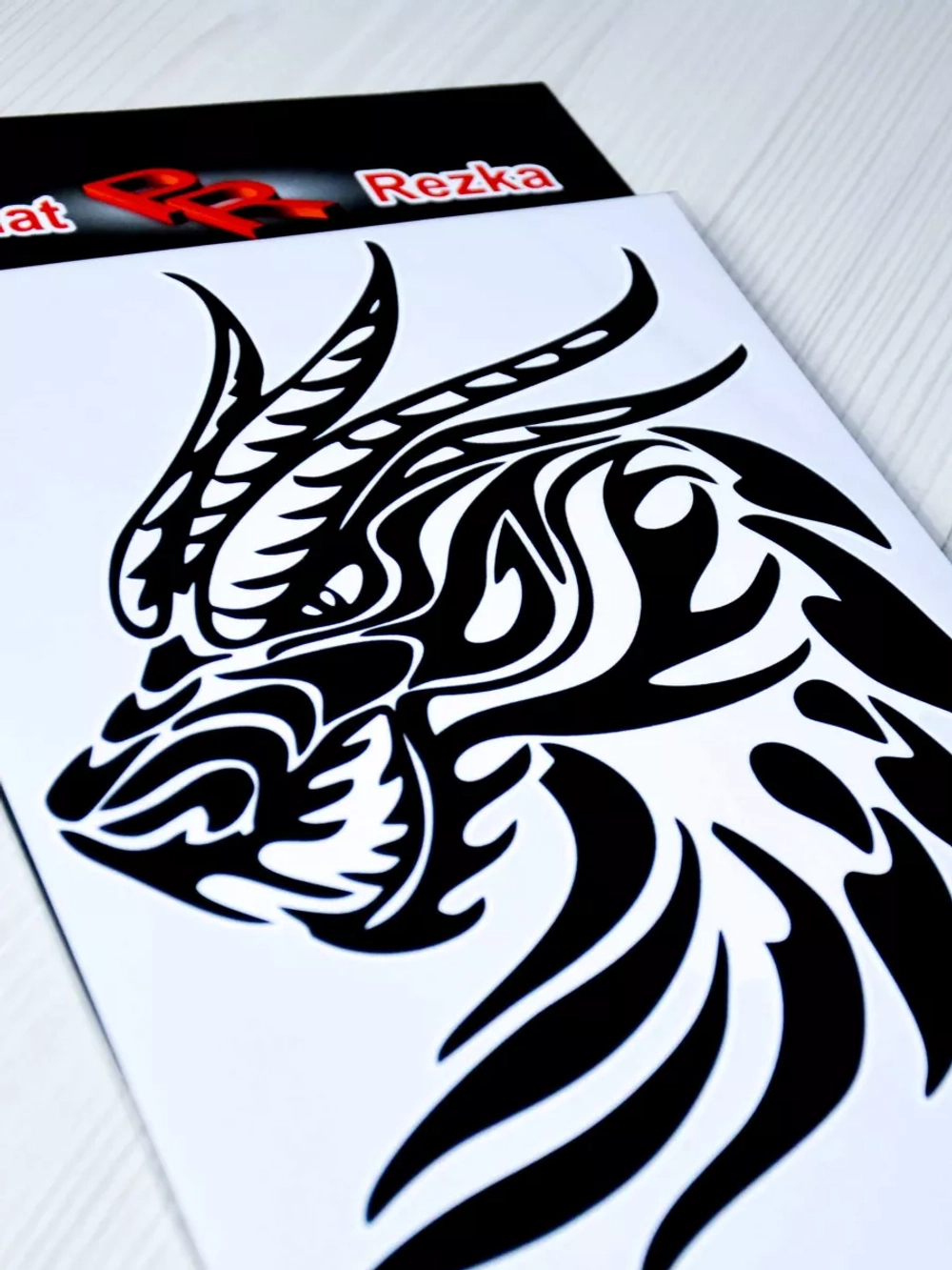 Наклейка - Черный дракон