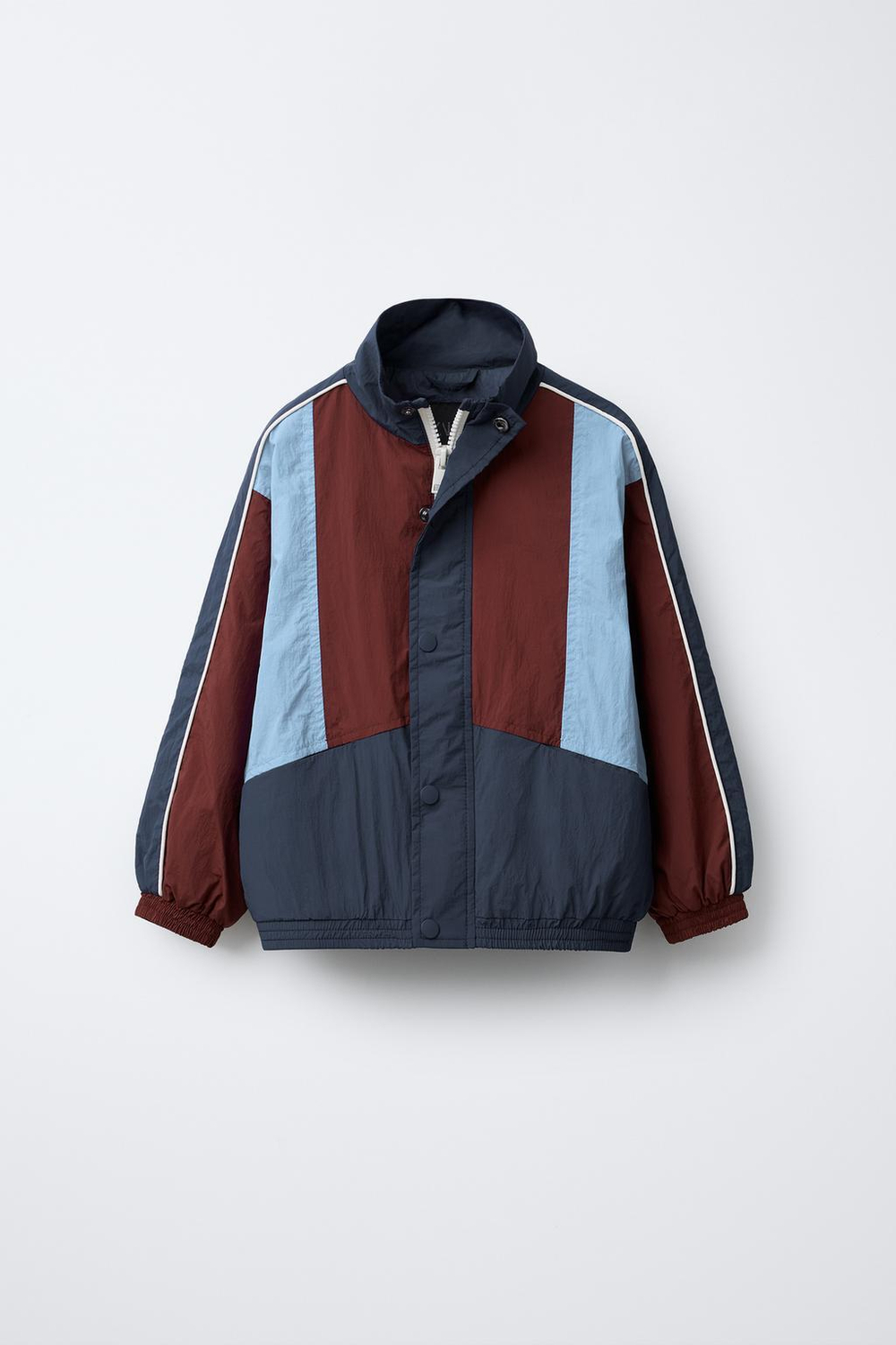 ZARA ЛЕГКИЙ ДОЖДЕВИК ИЗ ВЫСОКОТЕХНОЛОГИЧНОЙ КОНТРАСТНОЙ ТКАНИ, ГРАНАТОВЫЙ