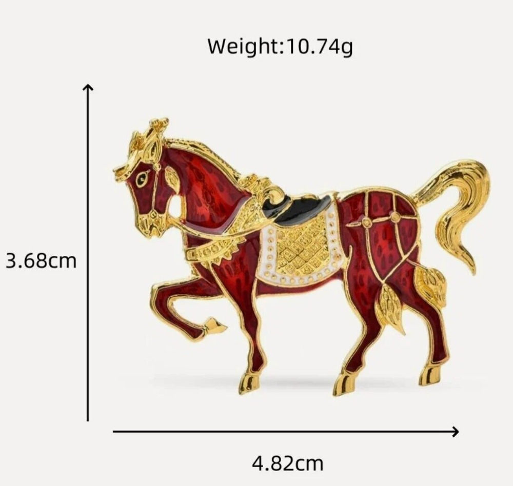 Брошка "Белая лошадь лошадка ". Женская брошь,украшение.Подарок на новый год. Символ года