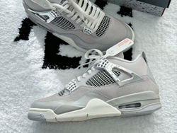 Air Jordan 4 WMNS Frozen Moments