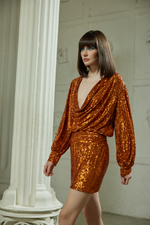 Платье мини из пайеток с драпировкой