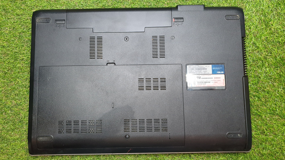 Ноутбук ASUS i5/4Gb/GT 540M 2Gb