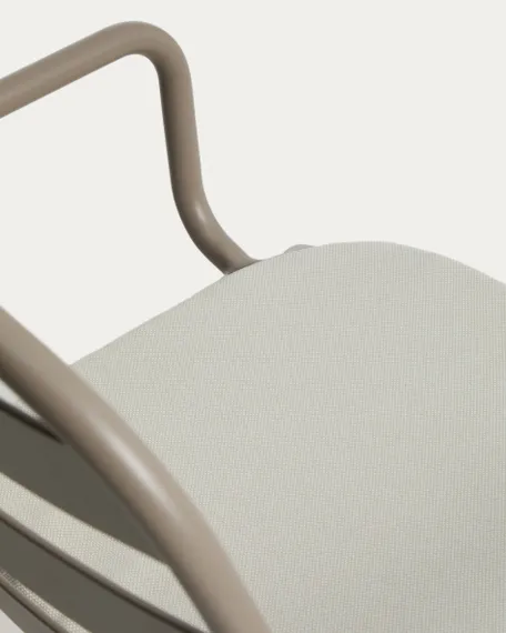 Уличный стул Joncols из алюминия с отделкой цвета таупе