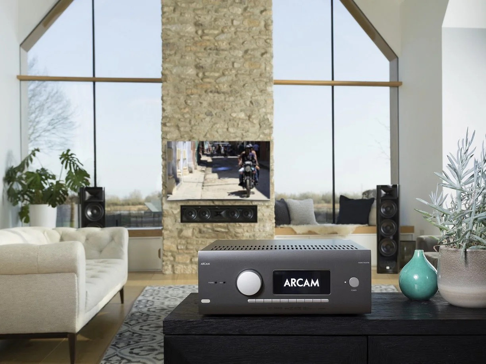 AV ресивер Arcam AVR31