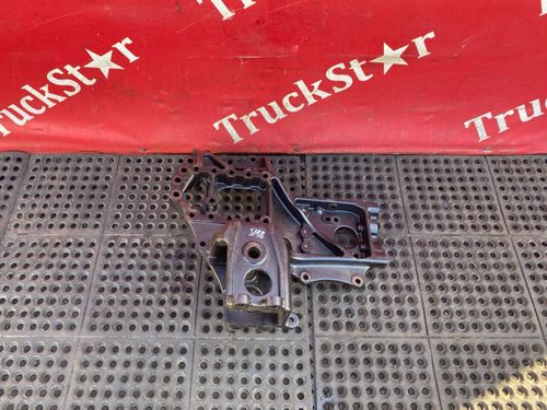 Кронштейн буксировочный левый 2024г