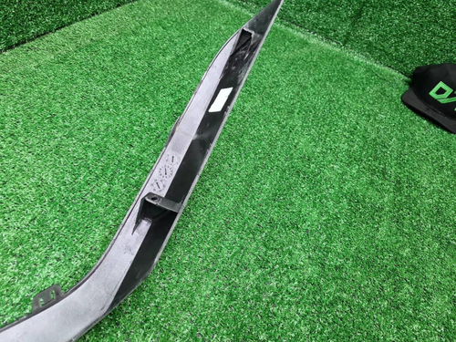 Накладка переднего бампера Lada Vesta 22-нв Cross