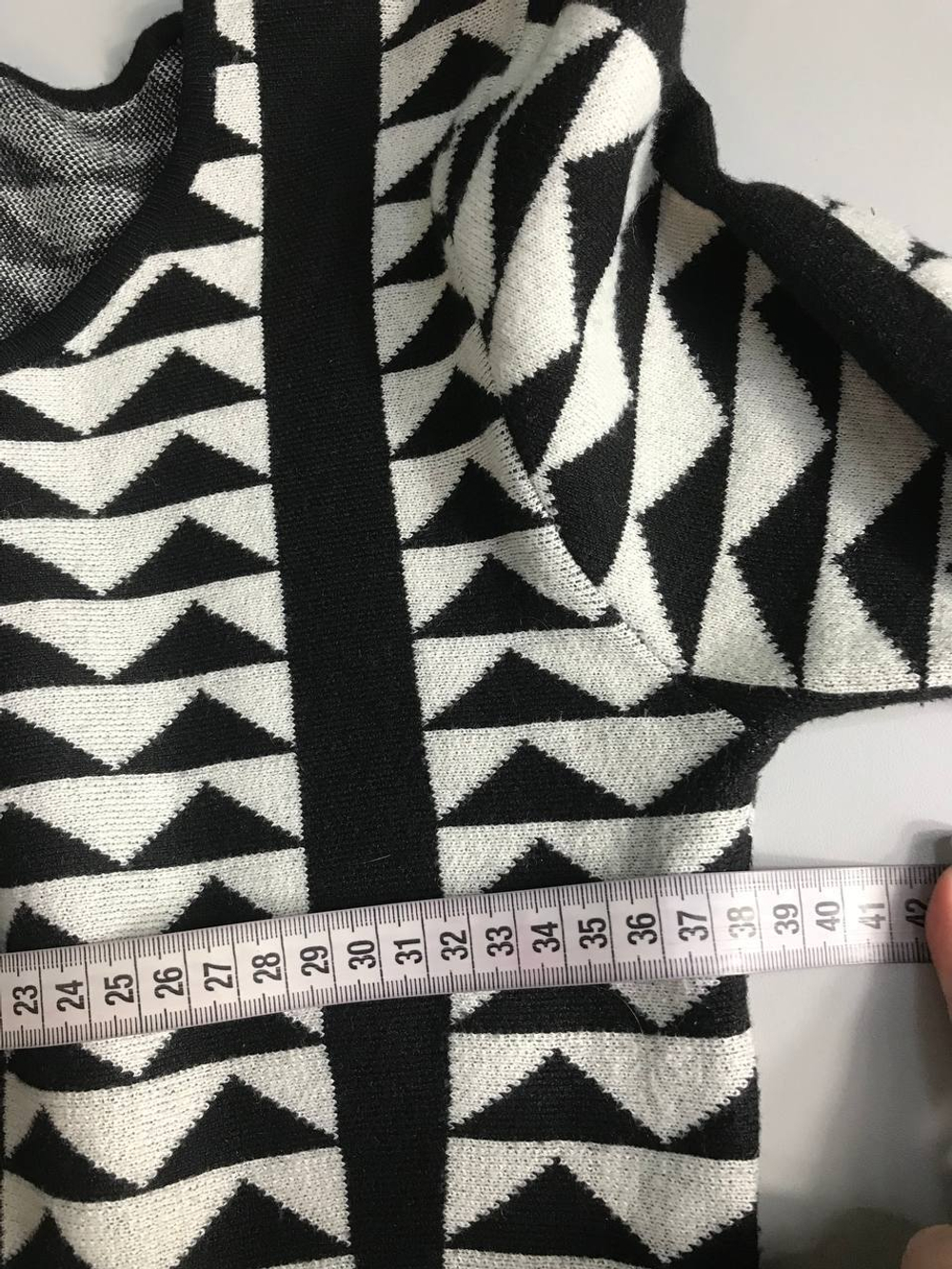 Платье Alaia теплое, маркировка М, визуально на 46 размер