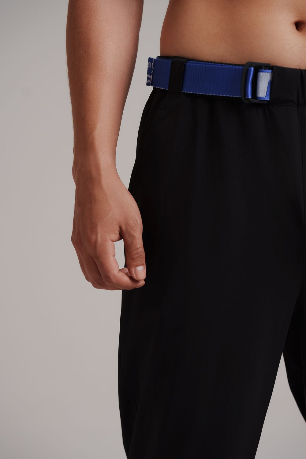 Брюки Levitacia PNT013 черная