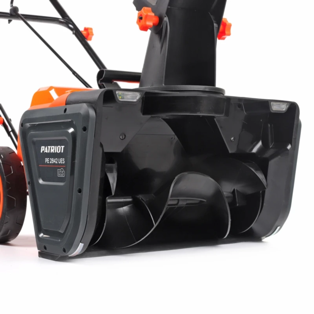 PATRIOT PE 2842 UES 20V 20В аккумуляторный снегоуборщик (2 x 4 Ач, ЗУ) ковш 50 см, выброс 7 м 426302330
