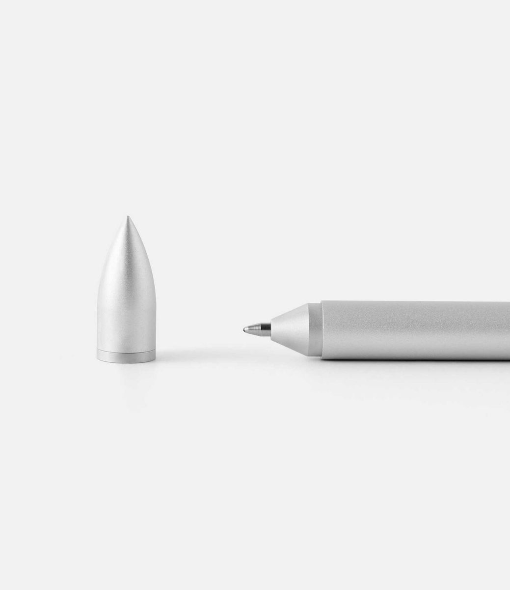 Novium Hoverpen 1.0 Pearl Grey — левитирующая ручка