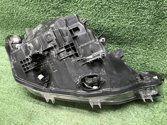 Фара левая BMW 3er F30 (2015-2020) LED