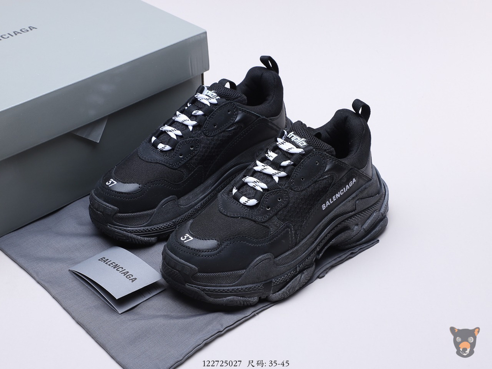 Кроссовки Balenciaga Triple S