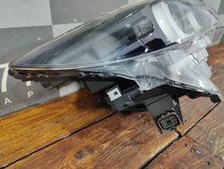 Фара правая Mazda CX-5 2 (KF) 21-25 Б/У Оригинал KBST51030