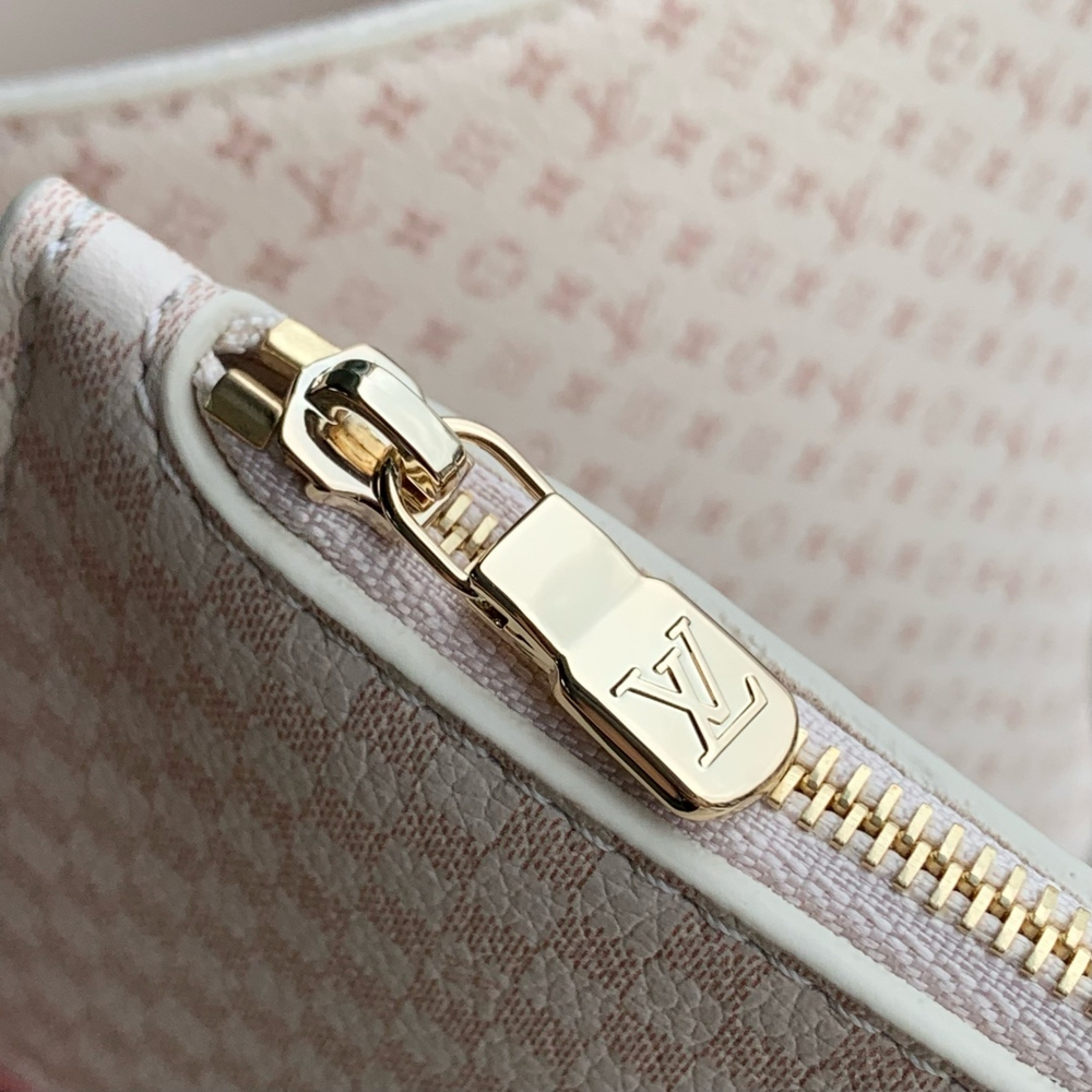 Louis Vuitton All In BB