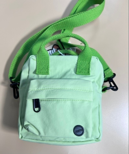 Сумка-барсетка для девочки из текстиля