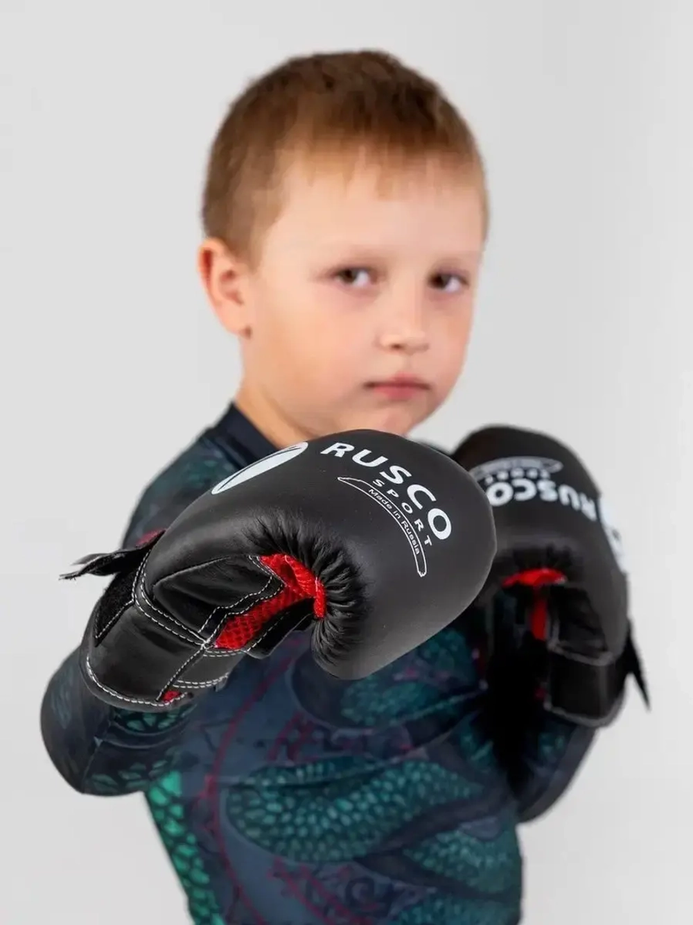 Перчатки боксерские Rusco Sport 4-6 OZ