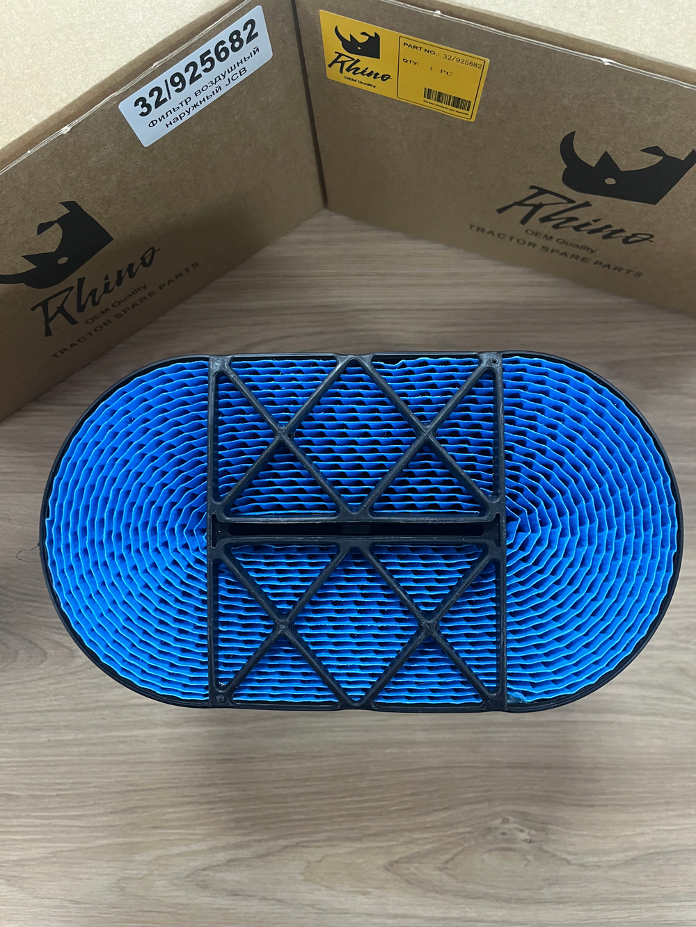 Фильтр воздушный (внешний, Dieselmax) 32/925682, FT-6895, ST40110