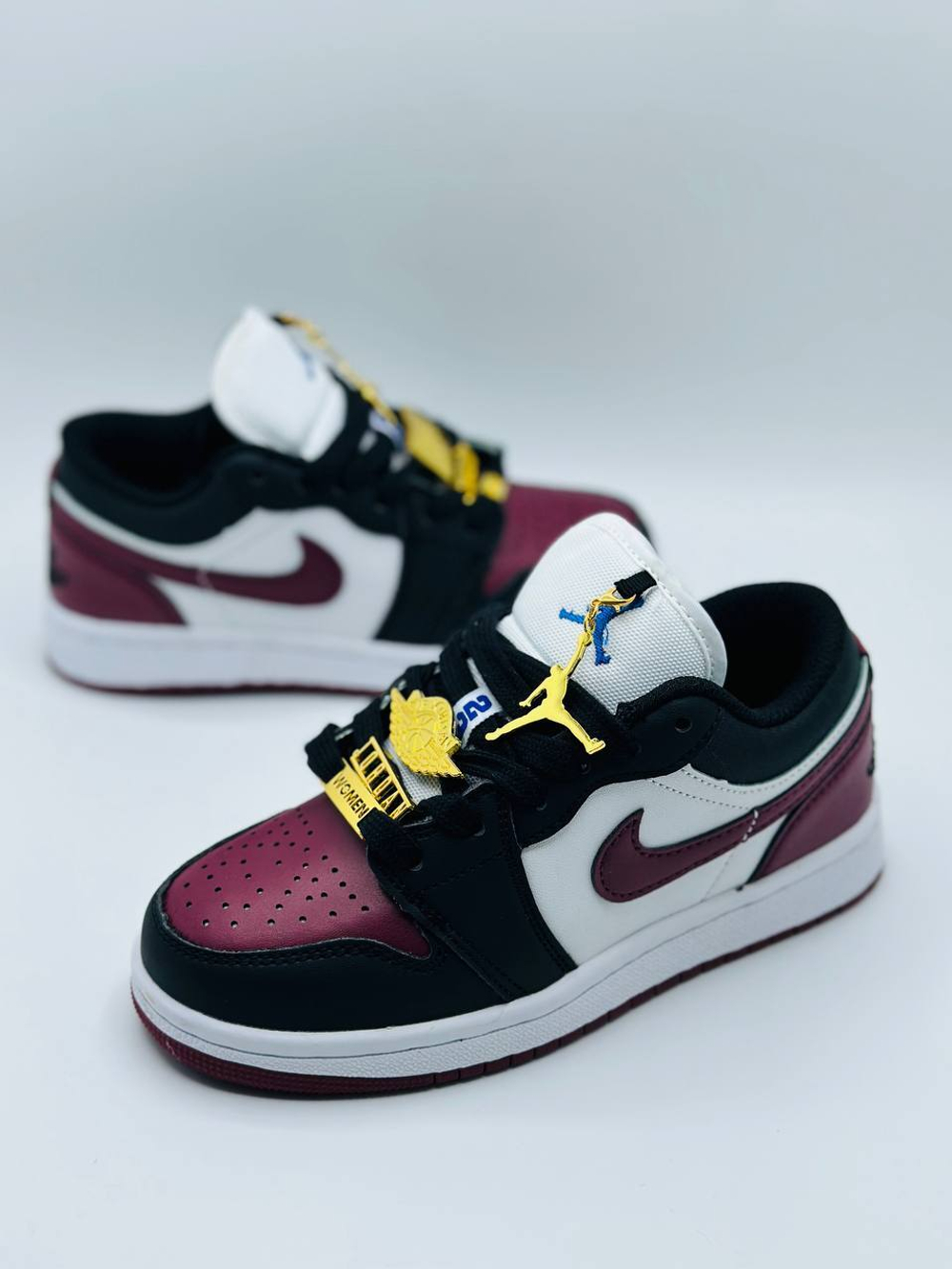 Детские кроссовки Nike Air Jordan Low