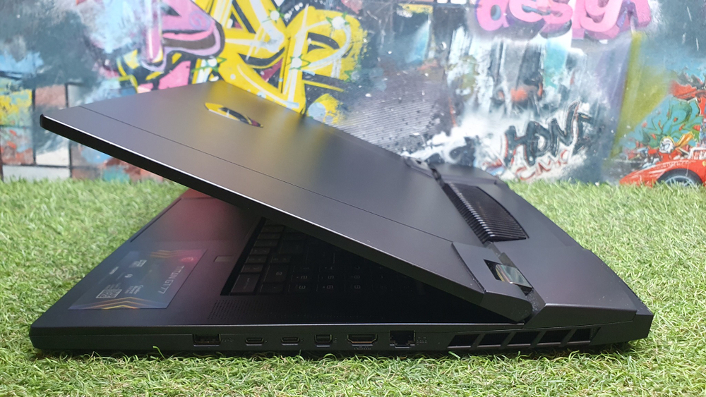 Игровой MSI i9-12/64Gb/RTX 3080 Ti 16Gb/4K 120Hz/Titan GT77 12UHS-208RU 9S7-17Q111-208/Windows 11