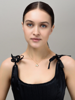 Колье с буквой