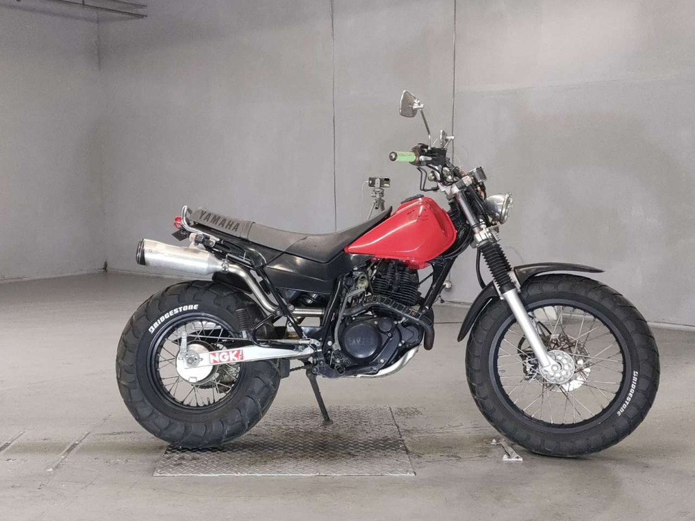 Yamaha TW200 040912