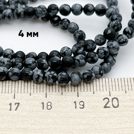 Обсидиан "Снежный" бусины, диаметр около 4,3-4,5 мм, цена за отрезок 19 см (1/2 нити)
