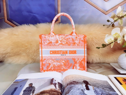 Christian Dior Book Tote 26 cm