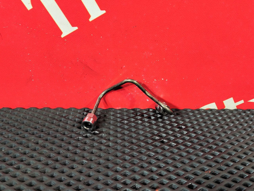 Трубка топливная