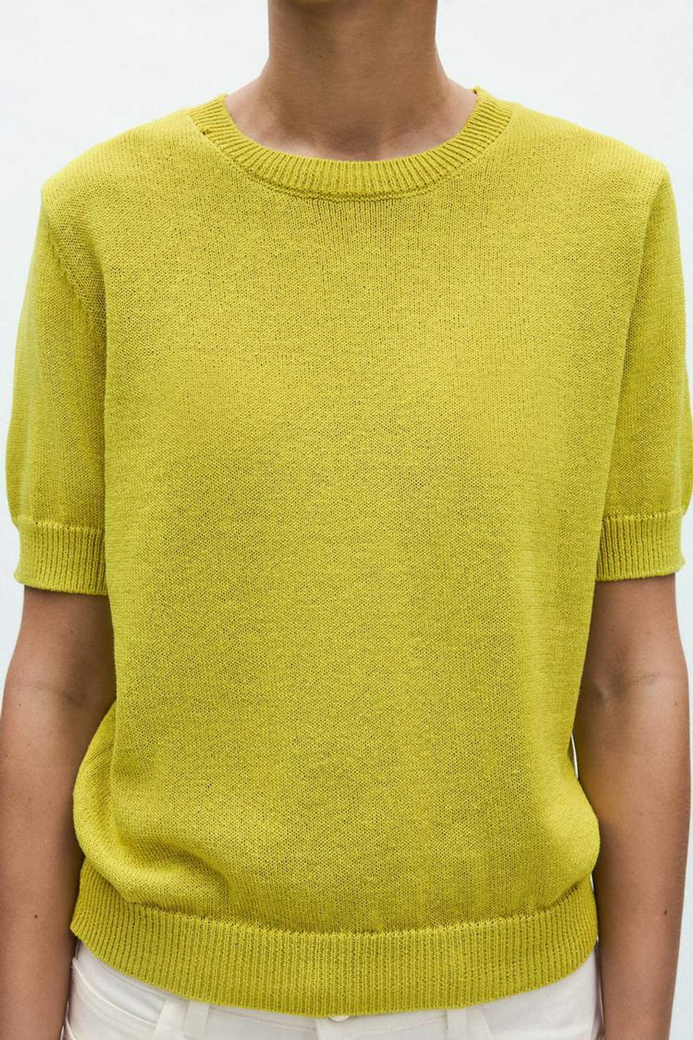 ZARA ОДНОТОННЫЙ ТРИКОТАЖНЫЙ ТОП В СТИЛЕ РУСТИК, ЛАЙМОВЫЙ