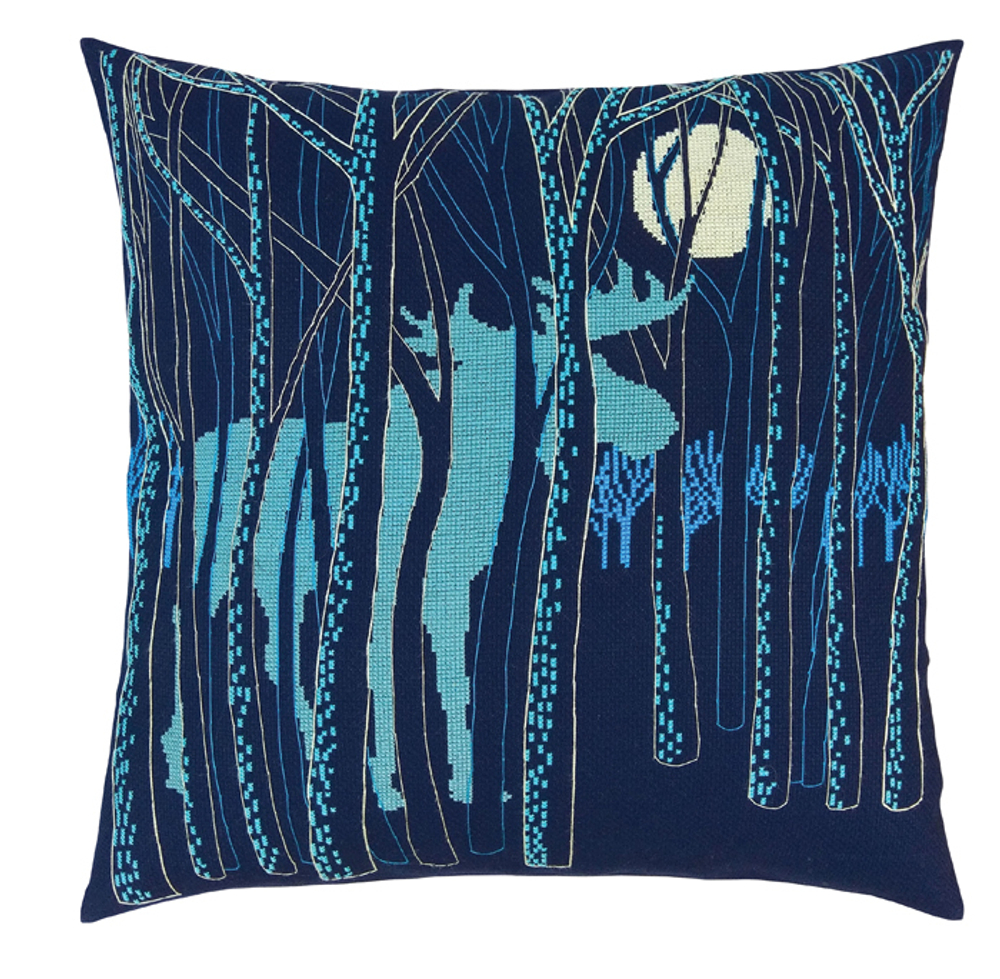 "Уходящий в темноту"-СU063  подушка