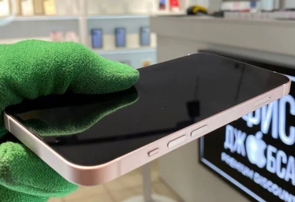 iPhone 13, 128 ГБ б/у
