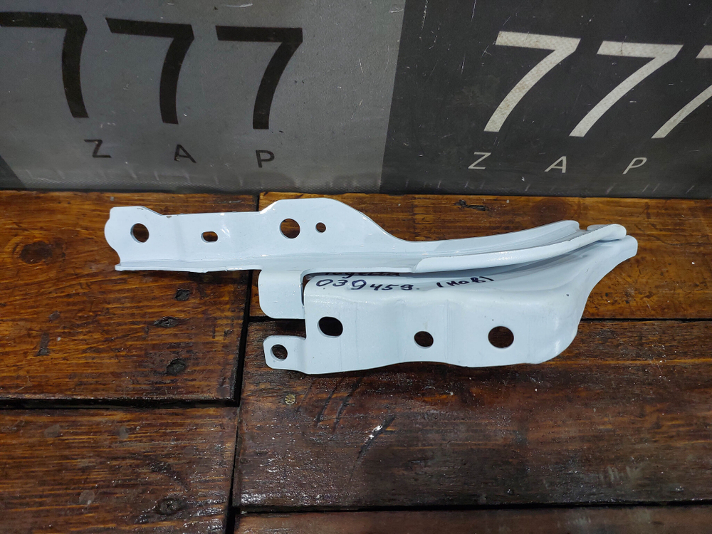 Петля капота правая Geely Tugella 19-нв Новая Оригинал 5032552800