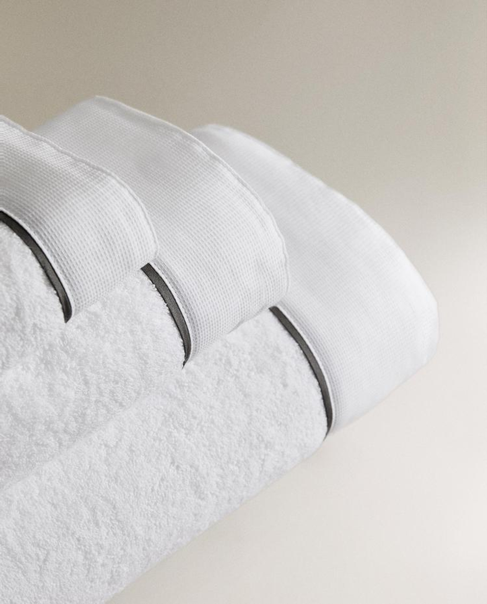 ZARA HOME БАННОЕ ПОЛОТЕНЦЕ, СЕРЫЙ