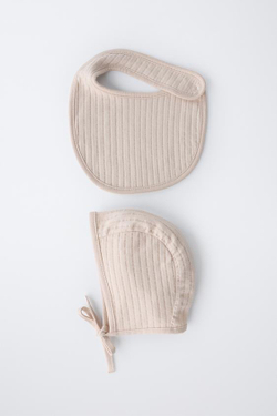 ZARA КОМПЛЕКТ ИЗ ЧЕПЧИКА И НАГРУДНИКА, КОСТЯНОЙ