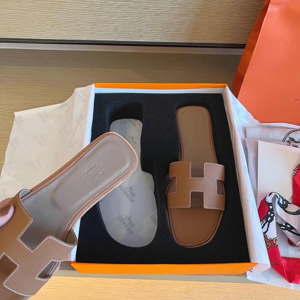 Hermes Oran Sandal