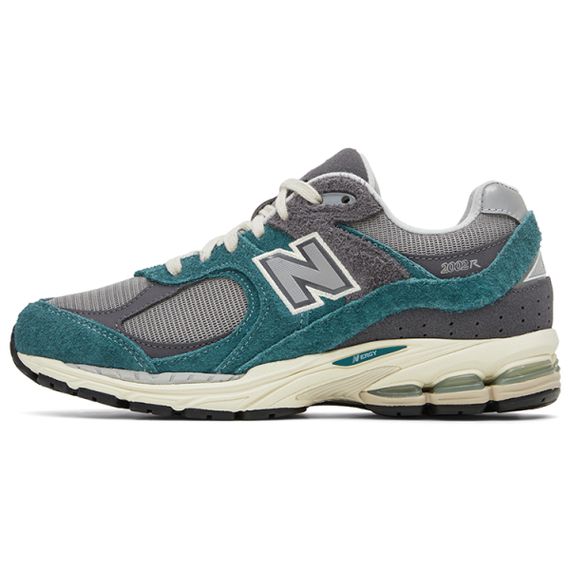 New Balance NB 2002R