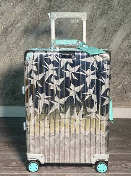 Чемодан Tiffany & Co.