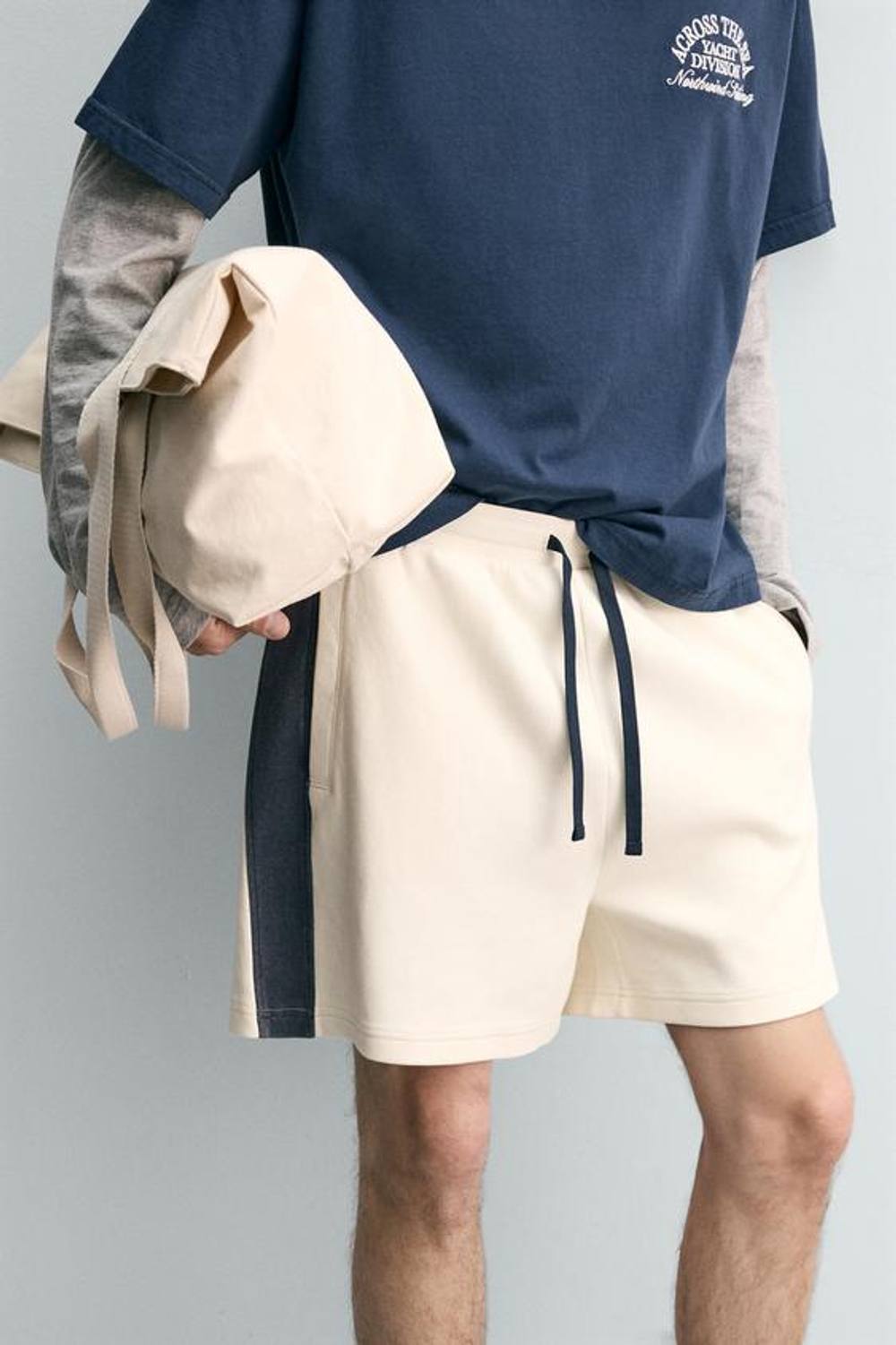 ZARA ШОРТЫ-ДЖОГГЕРЫ С КОНТРАСТНЫМИ ПОЛОСАМИ, ЖЕЛТОВАТО-БЕЛЫЙ