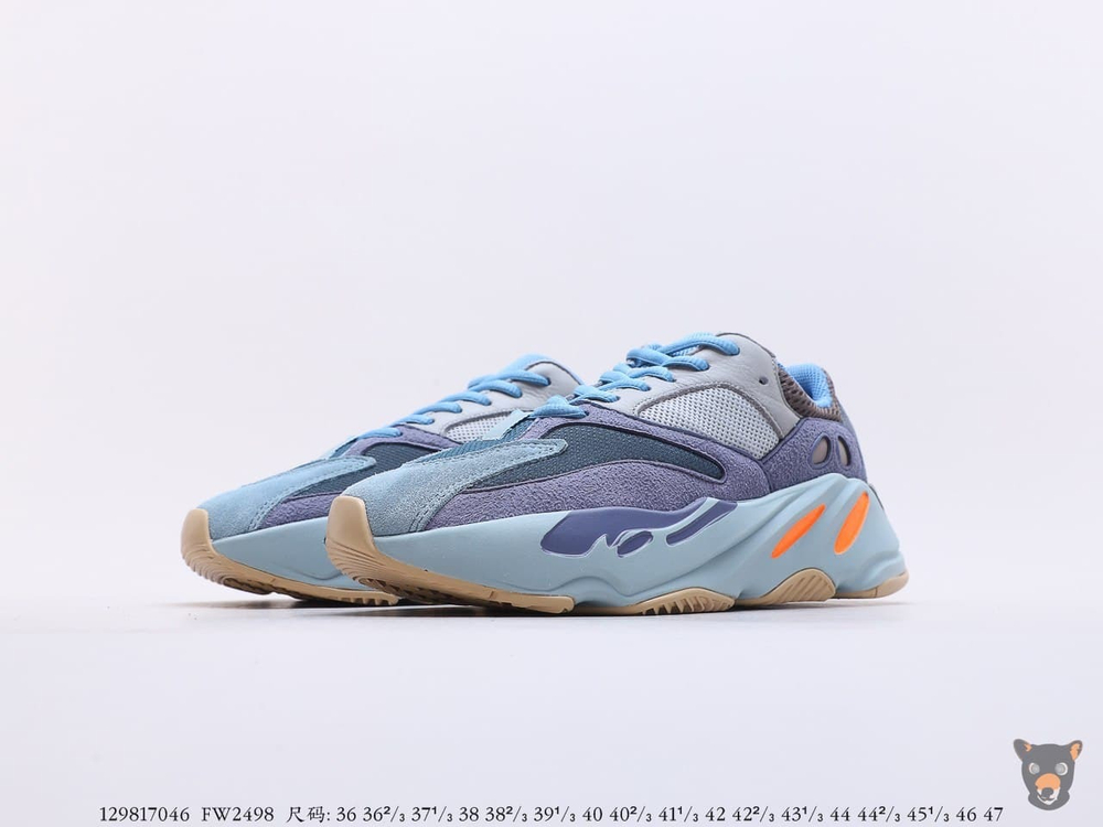 Кроссовки Yeezy Boost 700 "Carbon Blue"