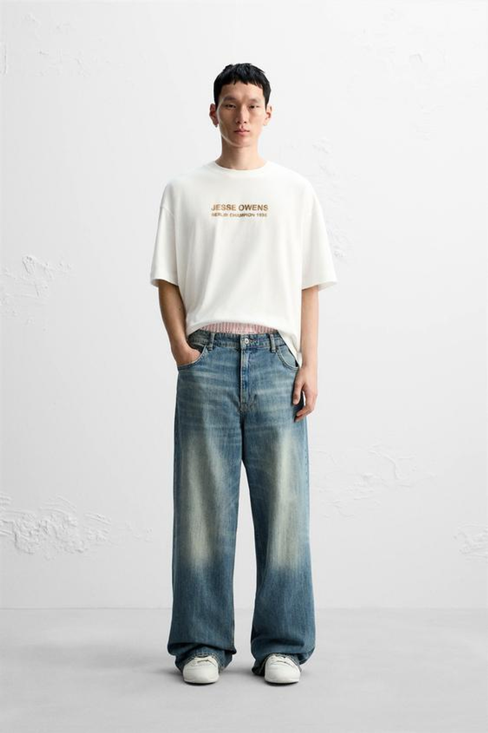 ZARA ФУТБОЛКА JESSE OWENS 1936 ©, ЖЕЛТОВАТО-БЕЛЫЙ