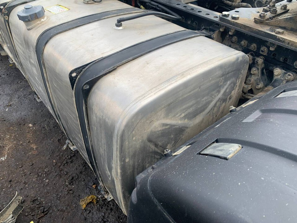 Бак топливный 700L 2024г