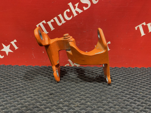 Петля двери нижняя левая 2023г