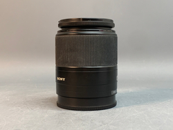 Sony DT 18-70mm 3.5-5.6