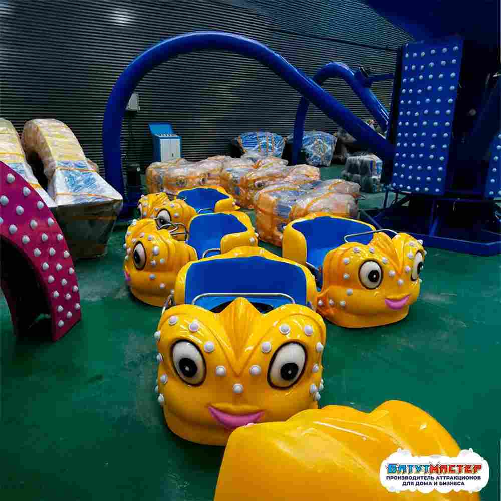 Карусель осьминог «Подводный осьминог» 16 кабинок, 32 места 12,5×12,5×5 м