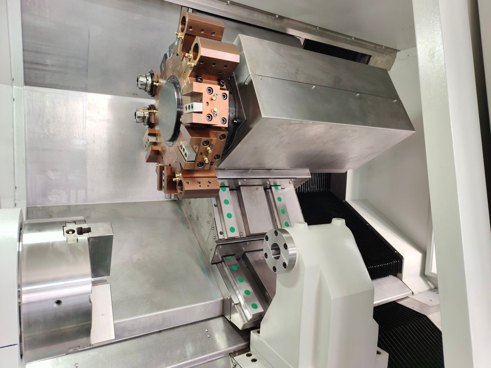 Токарный обрабатывающий центр B-Power CTN500M/600-11 WP2