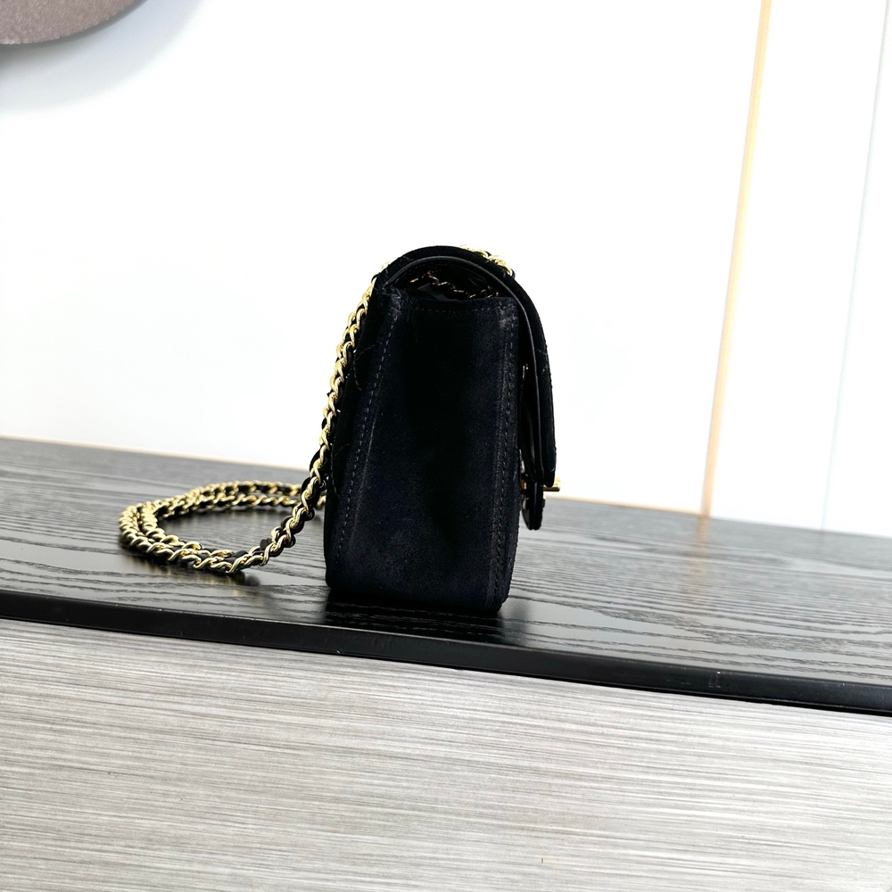 Chanel Mini Classic Handbag 20 cm